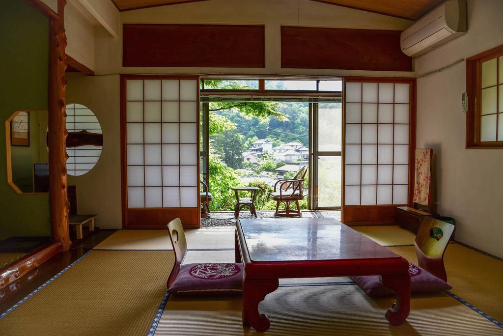 Midoriya Kichiemon Hotel Ueda Exterior photo
